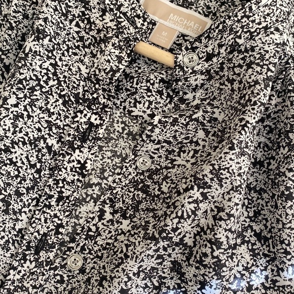 LIKE NEW Michael Kors BLACK and White Floral Jumpsuit size M - Picture 5 of 8